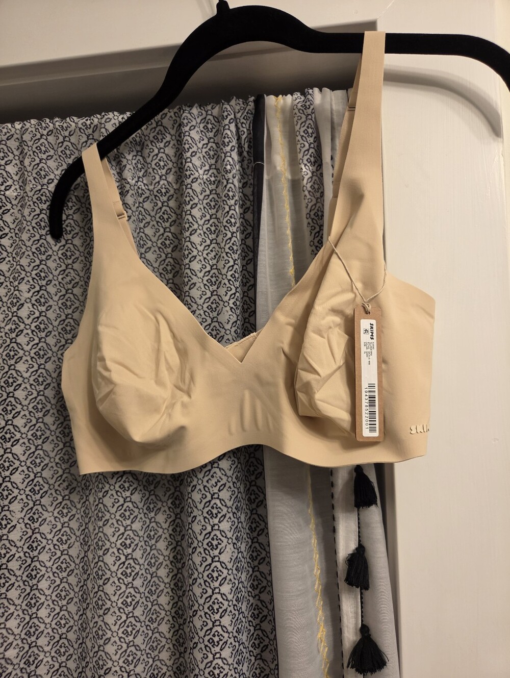 Skims Naked Plunge Bra XL NWT